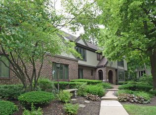 3450 Richnee Ln, Rolling Meadows, IL