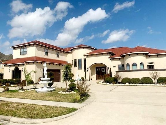 2nd image of 6631 Emerald Dr