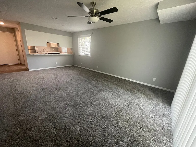 Superior Place Apartments — Photo 15