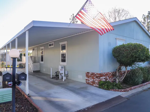 2706 W Ashlan Ave Space 134, Fresno, CA 93705