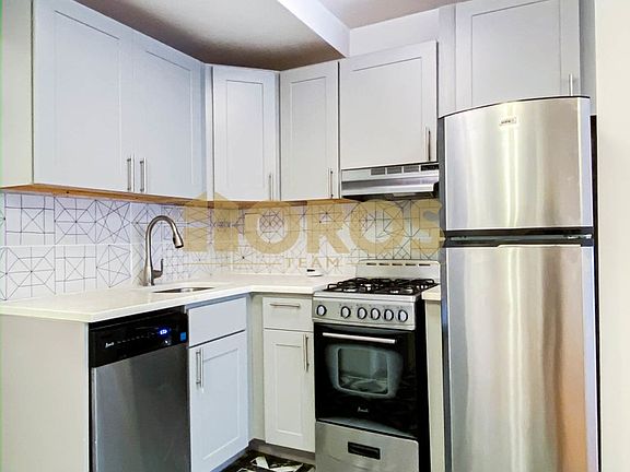 4th image of 174 Avenue B APT 3W