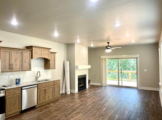 29910-94 West Dr #1 & 2, Afton, OK 74331