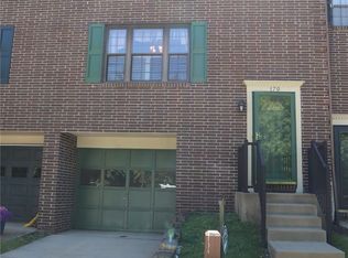179 London Towne Dr, Pittsburgh, PA 15226