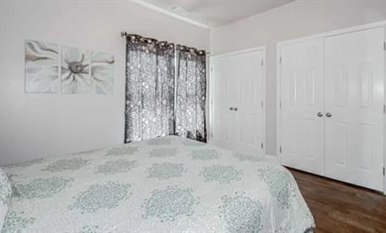906 Greenwood Ave NE #C — Photo 11