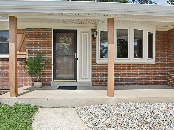4th image of 2615 Camino Dr