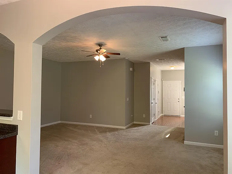 8350 Rossi Rd — Photo 4