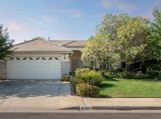 2883 E Shea Dr, Fresno, CA