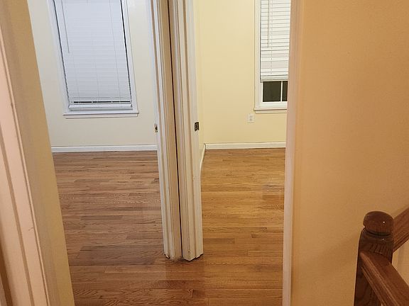 5th image of 8103 Old Pohick Ct