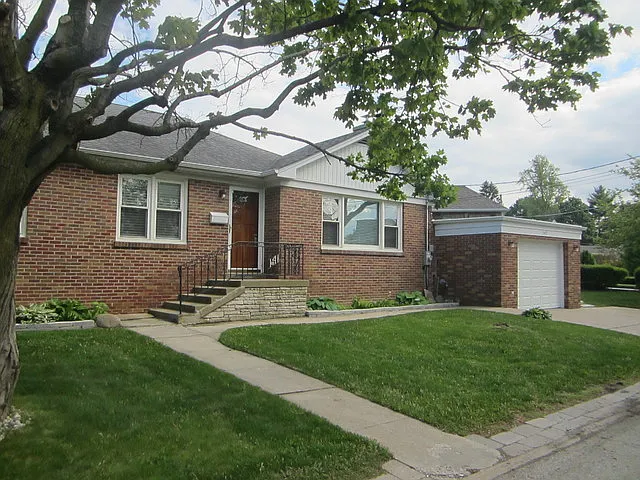 141 Wrendale Ave photo 1