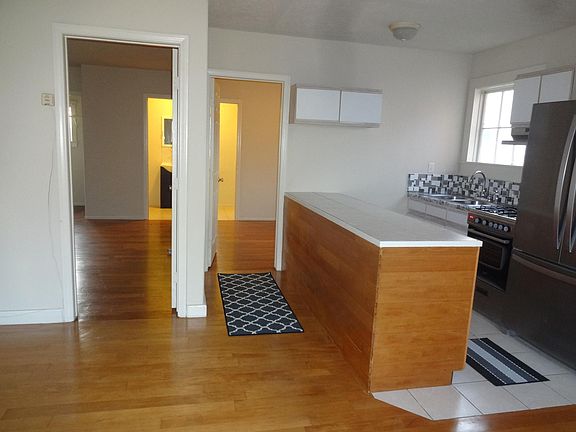 4th image of 4636 Wilson Ave #A
