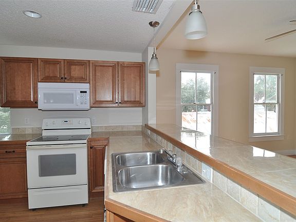 2nd image of 61 Dumas St #B