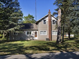 W370S1673 Utica Rd, Dousman, WI 53118