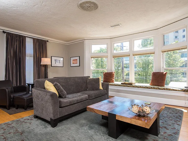 2161 SW Yamhill St #3 — Photo 19