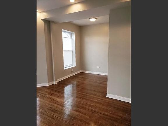 4th image of 6245 S Greenwood Ave APT 3