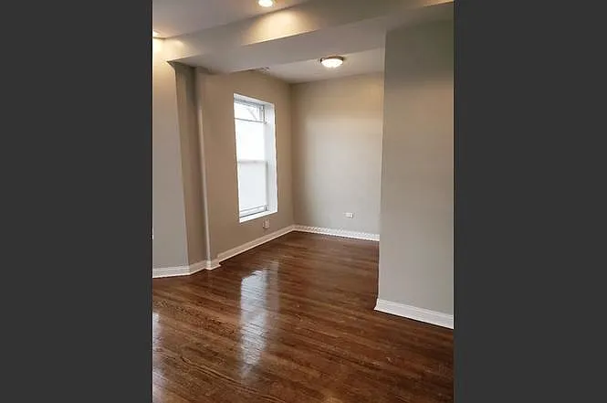 6245 S Greenwood Ave #3 — Photo 4