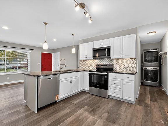 2nd image of 1834 Aspenhill Dr