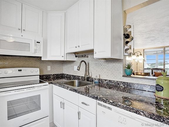 2nd image of 2841 Somerset Dr APT 408