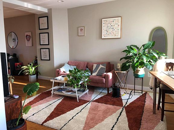 Living room. Not furnished. An example of how living room can look when furnished.