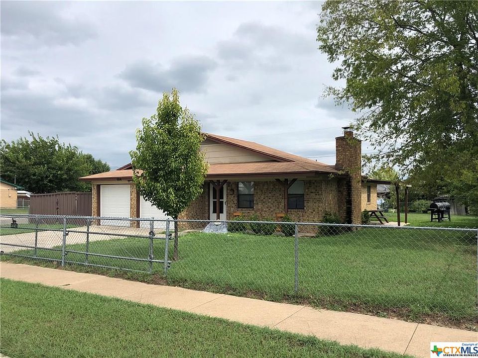 1st image of 1814 Moonlight Dr