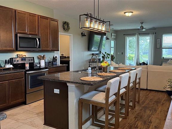 5th image of 722 LADYFISH LN
