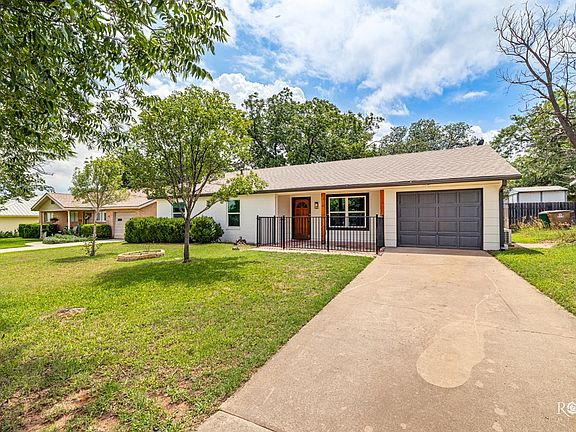 5th image of 2215 Dartmouth Dr