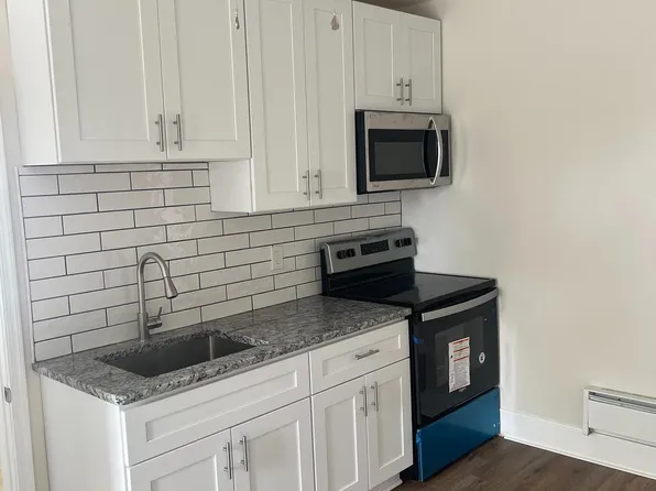 5017 Penn St, Philadelphia, PA 19124