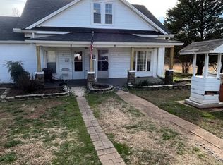 208 Harmon Rd APT 3, Ellenboro, NC 28040