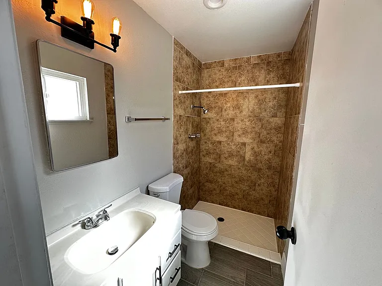 2967 Ferndale St — Photo 7