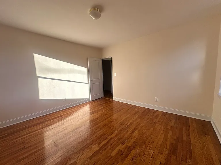 143-36 Barclay Ave #5F — Photo 5
