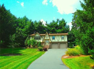 57 Cricketown Rd, Stony Pt, NY 10980