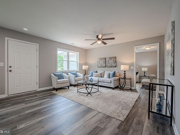 3rd image of 23110 Old Fairlee Rd