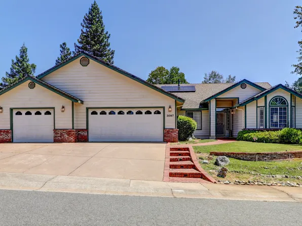 3097 Butterfly Ln, Shasta Lake, CA 96019