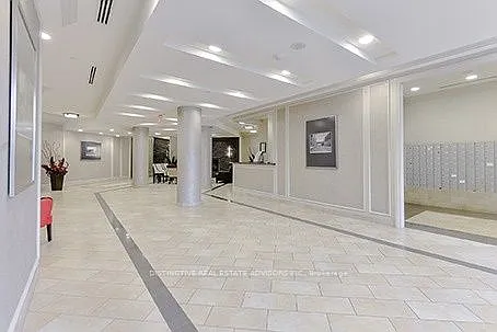 3 bed, $3,280 — Photo 4