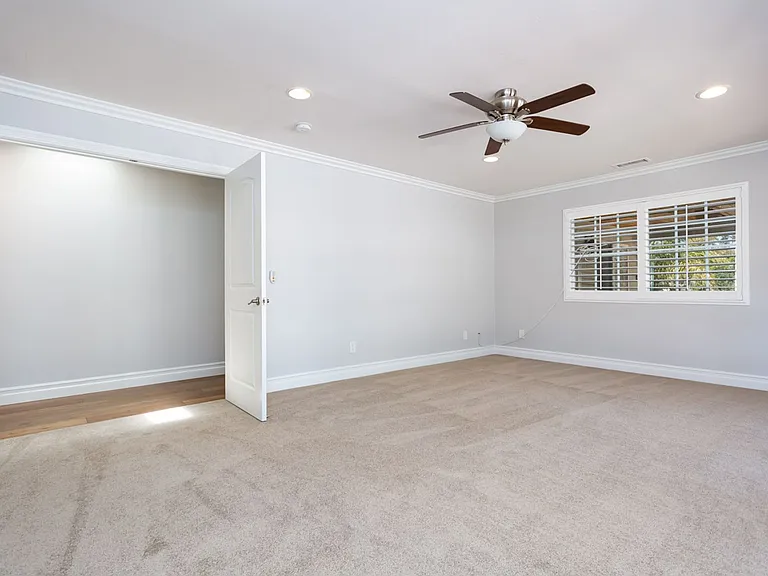5564 Lone Star Dr — Photo 25