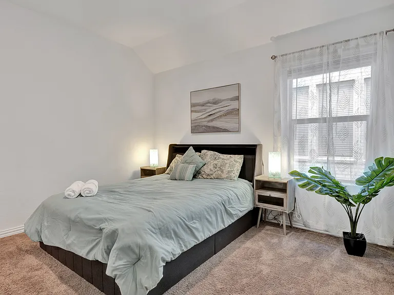 5317 Riverwalk Pkwy — Photo 38