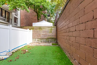 Rented by Cooper & Cooper Real Estate