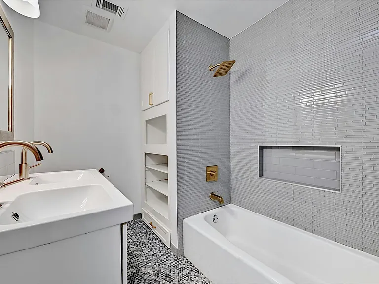 2604 Berkett Dr — Photo 19