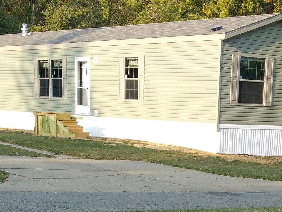 First Month rent is free..