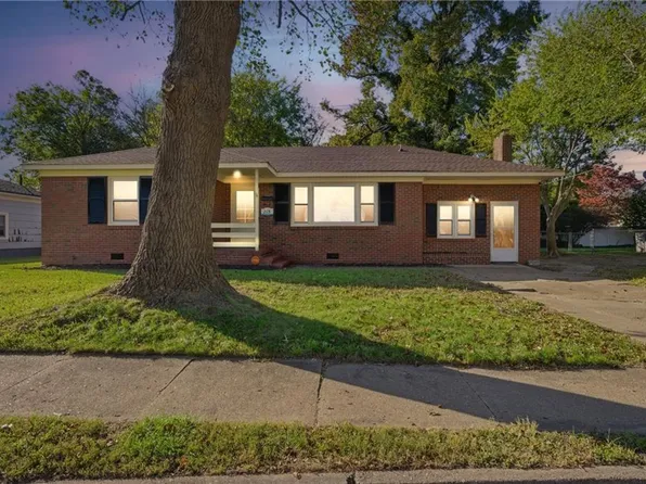 215 E Evans St, Norfolk, VA 23503