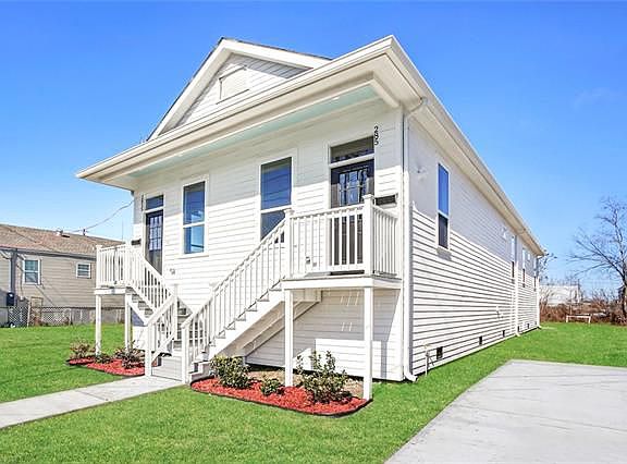 2nd image of 2857 Law St #2857
