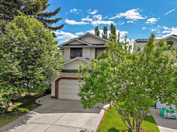 14954 W Mount McKenzie Dr SE, Calgary, AB T2Z 2L4
