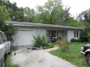 2230 N Fairway Ave, Springfield, MO 65803
