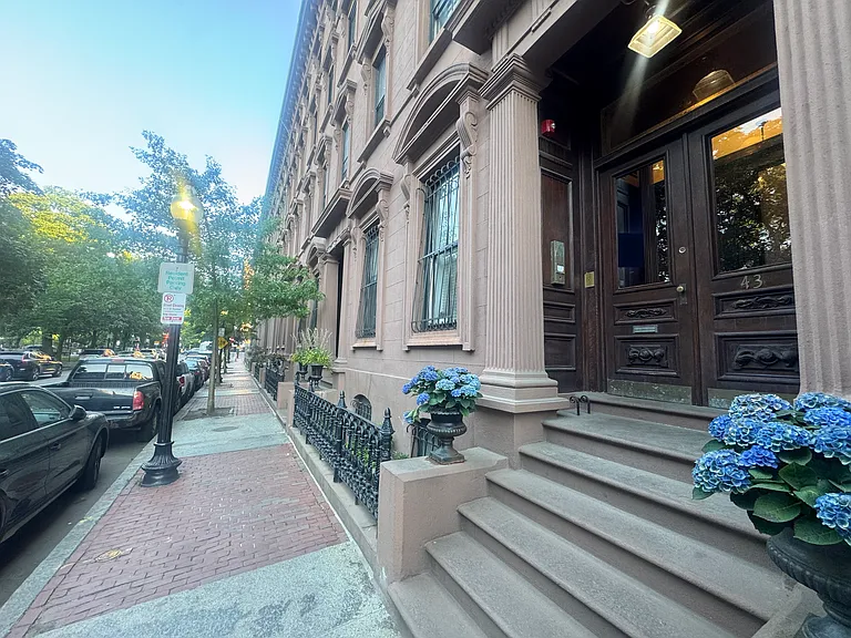 42 W Newton St #B3 — Photo 13