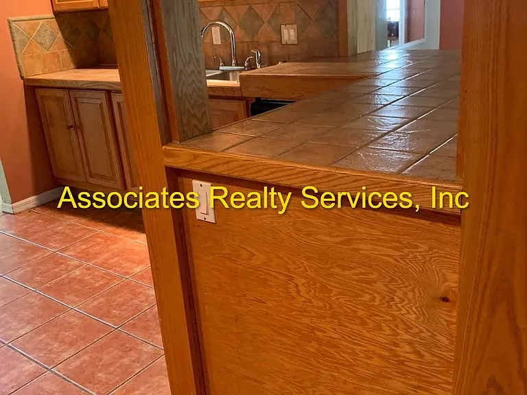 10335 NW 13th Ln — Photo 19