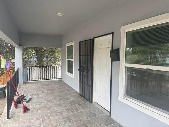 3rd image of 3324 37th St