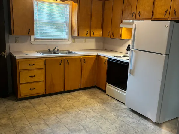 475 Falmouth Rd #3, Windham, ME 04062