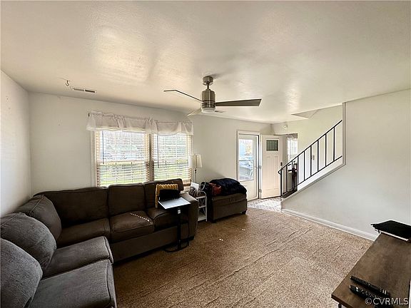 3rd image of 7023 Lombard Ln