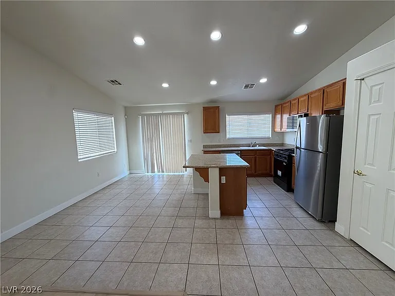 513 Lava Beds Way — Photo 22