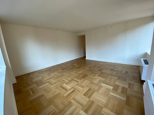 Rented by Windsor Property Management | media 30