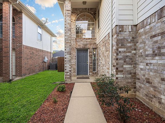 4th image of 6726 Windy River Ln